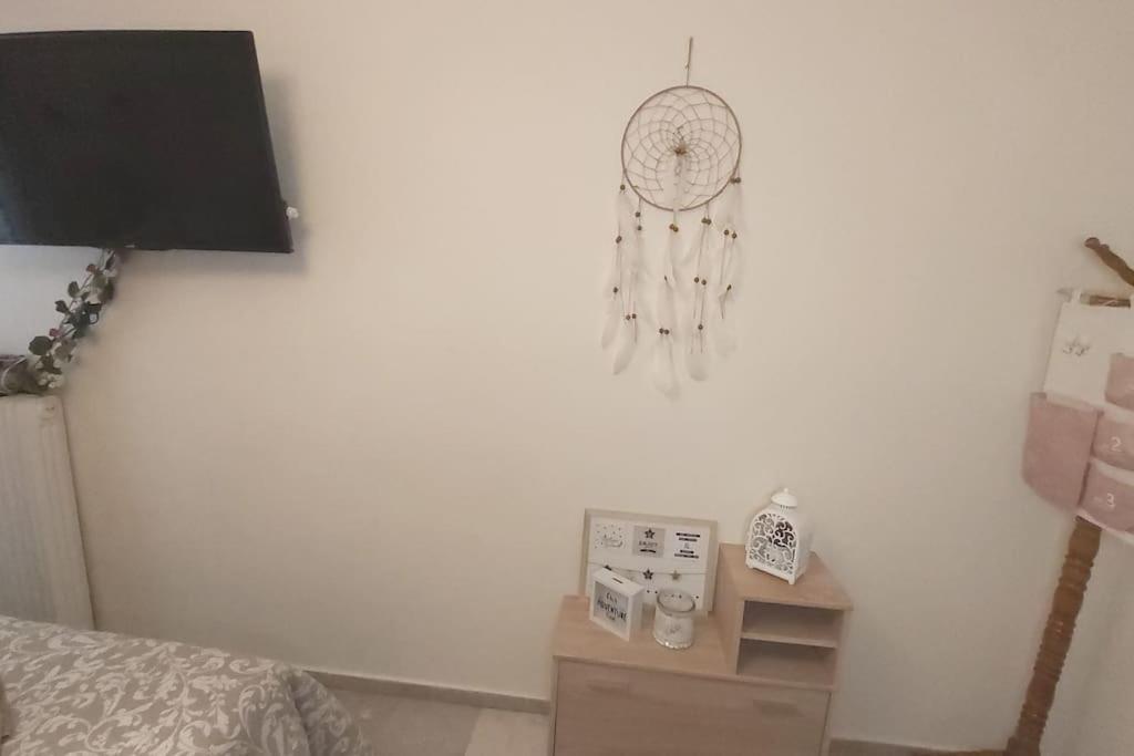 Theano'S Cozy & Quiet Lux Central Flat - Wifi & Full Amenities Patras Esterno foto